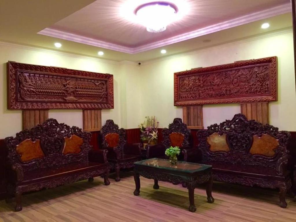 Prasat Rath Guest House Phnom-Penh Buitenkant foto